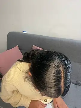 Snapshot of cloe_small chatting on 02-06-25, 02:00 cloe small online show from 02-06-25, 02:00