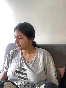 Snapshot of cloe_small chatting on 02-22-25, 08:53 cloe small online show from 02-22-25, 08:53