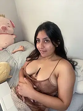 Snapshot of cloe_small chatting on 02-23-25, 08:44 cloe small online show from 02-23-25, 08:44