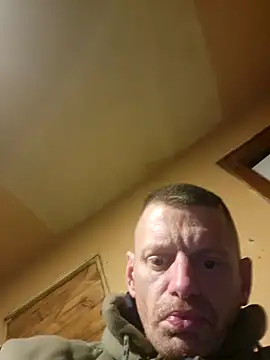 Snapshot of BigDDave6979 chatting on 02-17-25, 02:28 BigDDave6979 online show from 02-17-25, 02:28