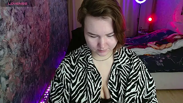 Jenny Fox online show from 03-04-26, 04:09