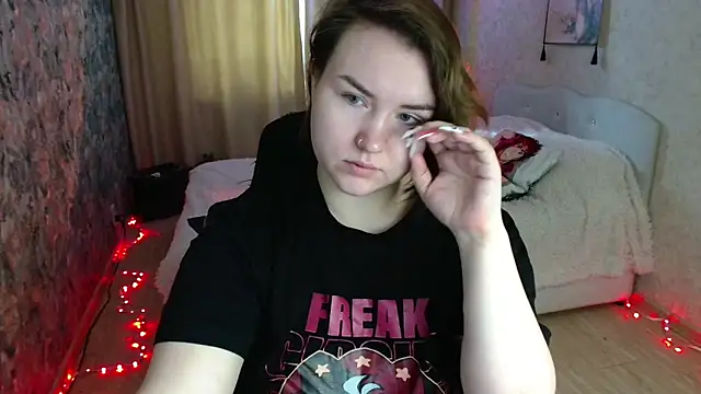 Jenny Fox online show from 04-14-26, 03:00