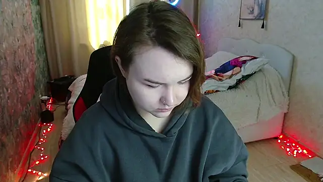 Jenny Fox online show from 04-24-26, 04:47