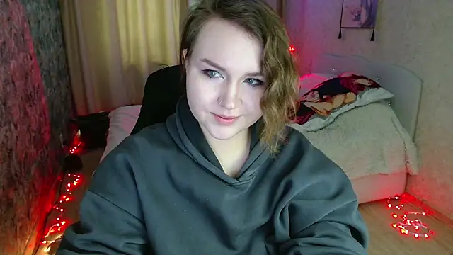 Jenny Fox online show from 04-19-26, 04:24