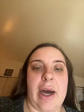 Snapshot of lairarose chatting on 12-17-24, 07:04 lairarose online show from 12-17-24, 07:04