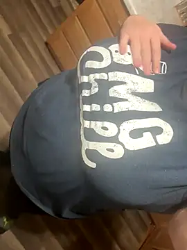 lairarose online show from 11-07-25, 04:06