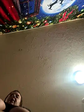 lairarose online show from 11-08-25, 05:33