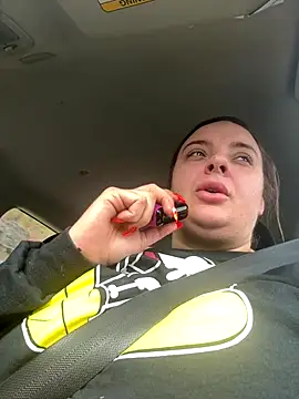 lairarose online show from 10-26-25, 04:18