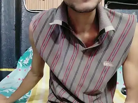 Snapshot of Alex_Suman25 chatting on 07-08-26, 12:03 Alex Suman25 online show from 07-08-26, 12:03