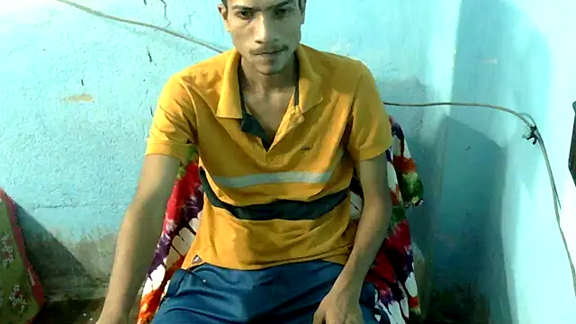 Snapshot of Alex_Suman25 chatting on 10-05-25, 02:41 Alex Suman25 online show from 10-05-25, 02:41