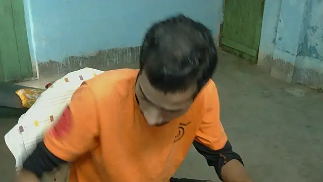 Alex Suman25 online show from 11-10-25, 06:07