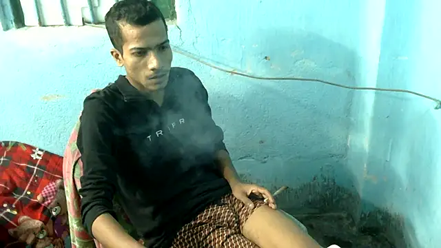 Snapshot of Alex_Suman25 chatting on 10-03-25, 06:31 Alex Suman25 online show from 10-03-25, 06:31