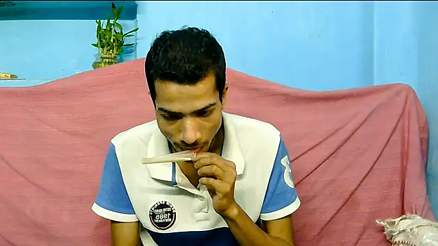 Snapshot of Alex_Suman25 chatting on 02-27-25, 10:33 Alex Suman25 online show from 02-27-25, 10:33