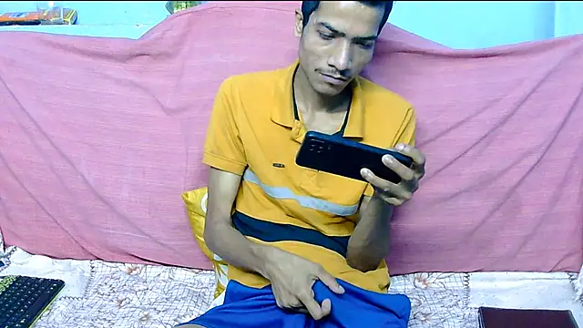 Snapshot of Alex_Suman25 chatting on 03-01-25, 05:09 Alex Suman25 online show from 03-01-25, 05:09