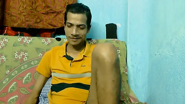 Snapshot of Alex_Suman25 chatting on 09-10-25, 11:15 Alex Suman25 online show from 09-10-25, 11:15
