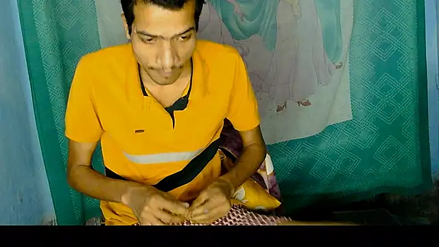 Snapshot of Alex_Suman25 chatting on 03-22-25, 12:35 Alex Suman25 online show from 03-22-25, 12:35