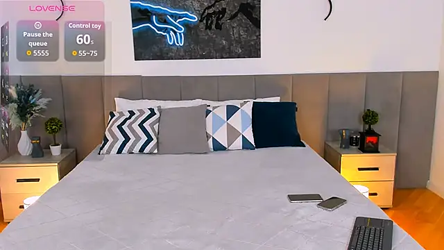 MiaBecky online show from 09-16-25, 05:30