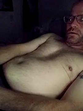 crazycam619 online show from 11-18-25, 06:39