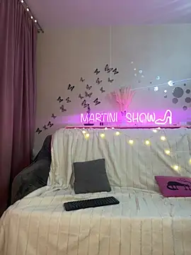 Snapshot of SweetCupcaks chatting on 07-13-26, 12:04 SweetCupcaks online show from 07-13-26, 12:04