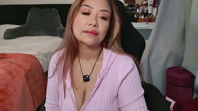 SpikedBella online show from 02-16-26, 10:18