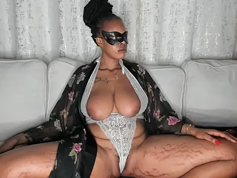 Mamii water online show from 12-22-25, 06:35