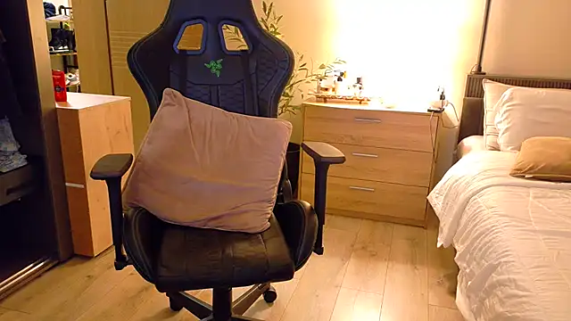 joycesilver online show from 03-01-26, 07:30