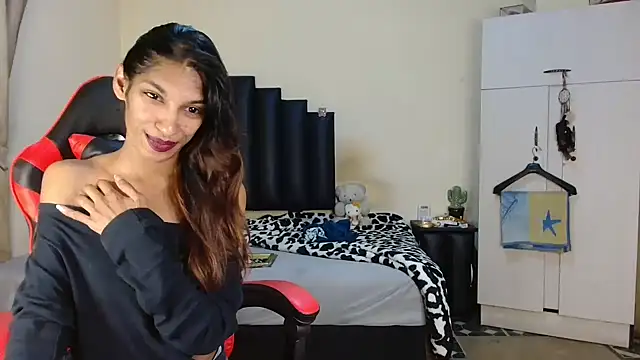 Silkylicious online show from 06-24-26, 03:38
