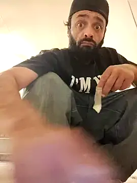 C8L3U online show from 01-18-25, 04:04