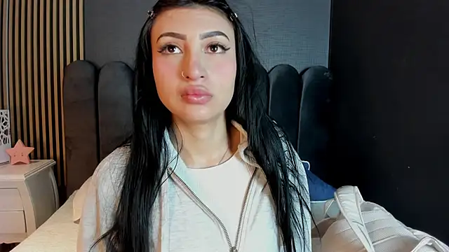 Nicolette ks  online show from 04-15-26, 04:51