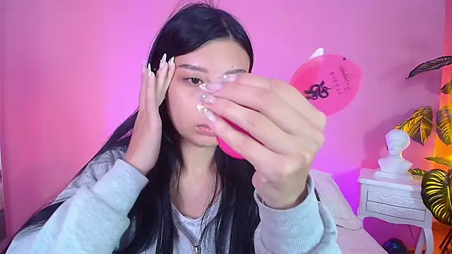 Nicolette ks  online show from 01-11-25, 01:11