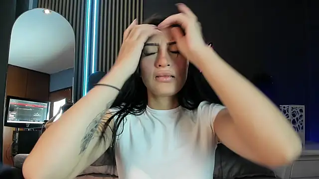 Nicolette ks  online show from 05-21-26, 04:54