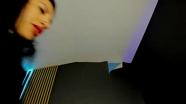 Nicolette ks  online show from 04-23-26, 05:25