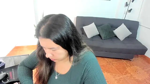 Snapshot of LinaBrowm chatting on 07-15-26, 01:29 LinaBrowm online show from 07-15-26, 01:29