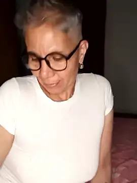 luz bella online show from 12-03-24, 02:42