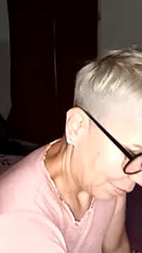 luz bella online show from 12-10-24, 02:27