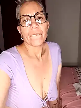 luz bella online show from 12-04-24, 03:31