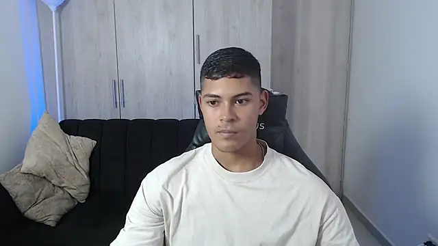 Iamdylan777 online show from 10-23-25, 07:01