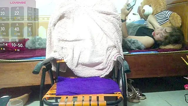 Jerry-Lan online show from 12-23-25, 04:34