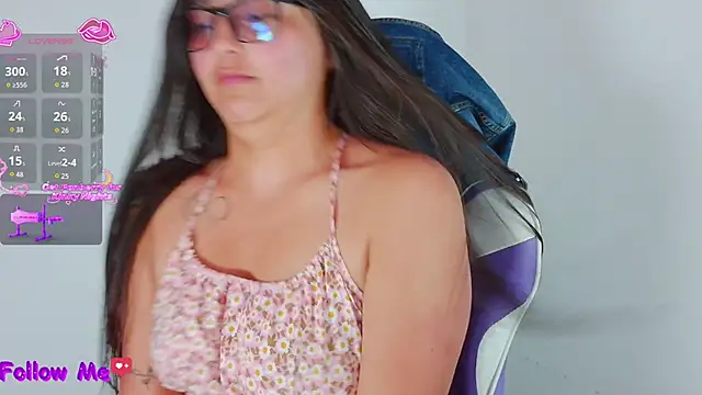 scarlleth  online show from 02-12-26, 01:11