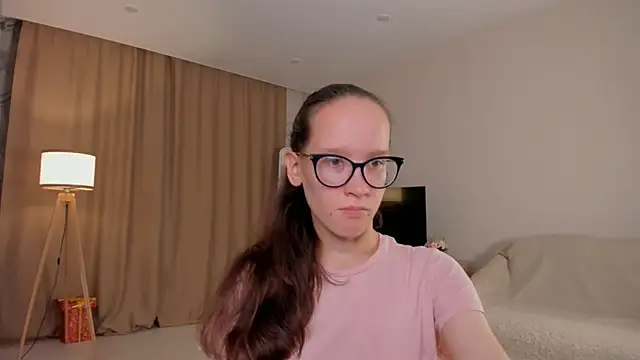 BettyBrowni online show from 10-05-25, 04:09