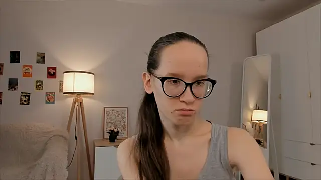 BettyBrowni online show from 03-20-25, 04:09