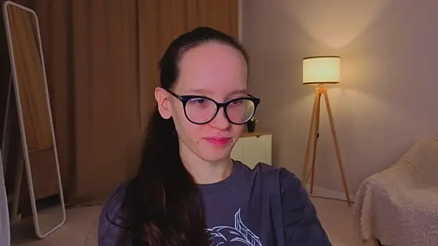 BettyBrowni online show from 12-20-25, 04:10