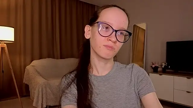 BettyBrowni online show from 04-13-26, 04:11