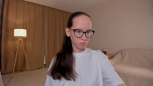 BettyBrowni online show from 10-11-25, 04:08