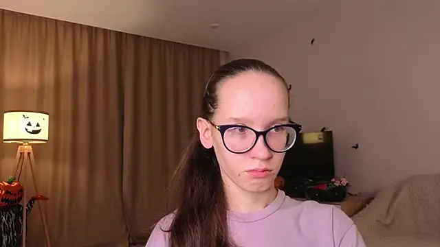 BettyBrowni online show from 11-12-25, 04:11