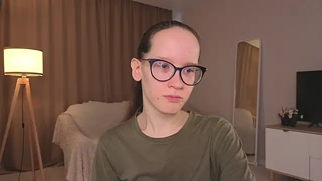 BettyBrowni online show from 05-14-26, 04:04