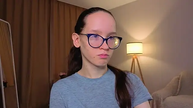 BettyBrowni online show from 01-10-26, 04:13