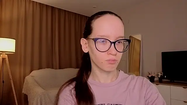 BettyBrowni online show from 04-12-26, 04:10