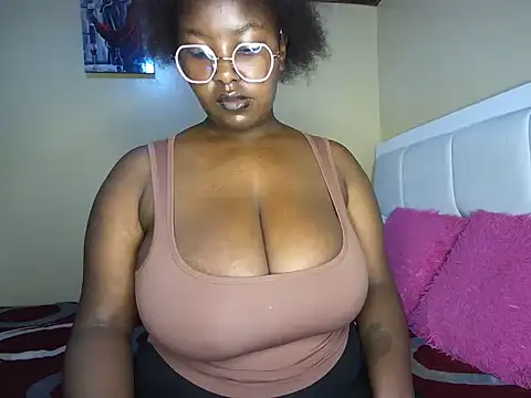 Sparkles J online show from 10-28-25, 02:34