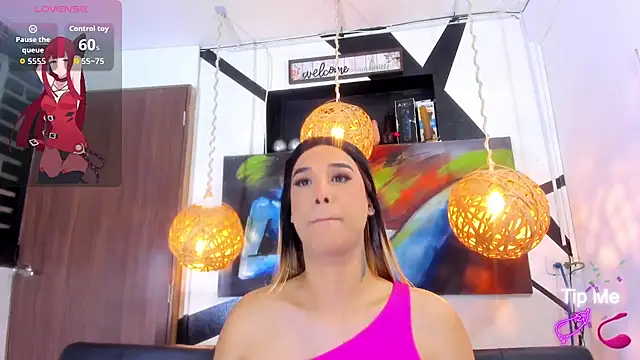 victoria aleia  online show from 09-15-25, 12:00